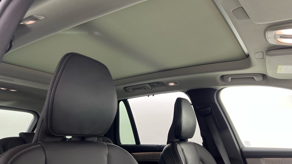 Used Volvo XC90 2025 for sale - 77934403: Photo 31