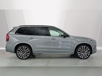Used Volvo XC90 2025 for sale - 77934403: Photo