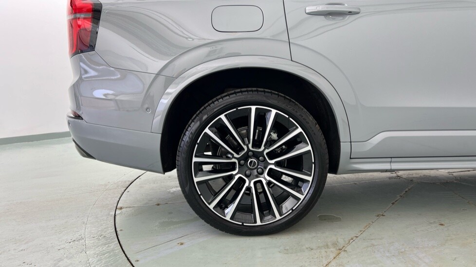 Used Volvo XC90 2025 for sale - 77934403: Photo 9