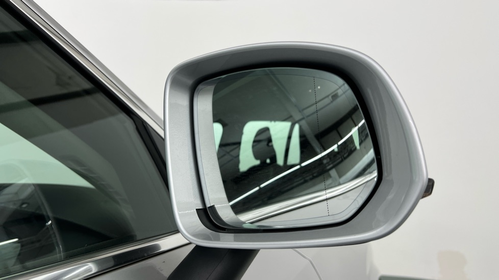 Used Volvo XC90 2021 for sale - 76007852: Photo 32