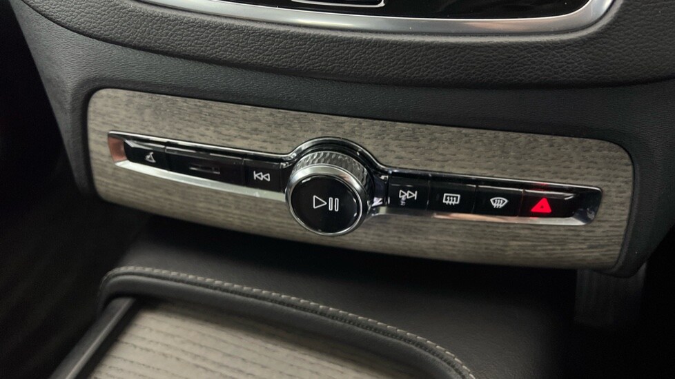 Used Volvo XC90 2021 for sale - 76007852: Photo 45