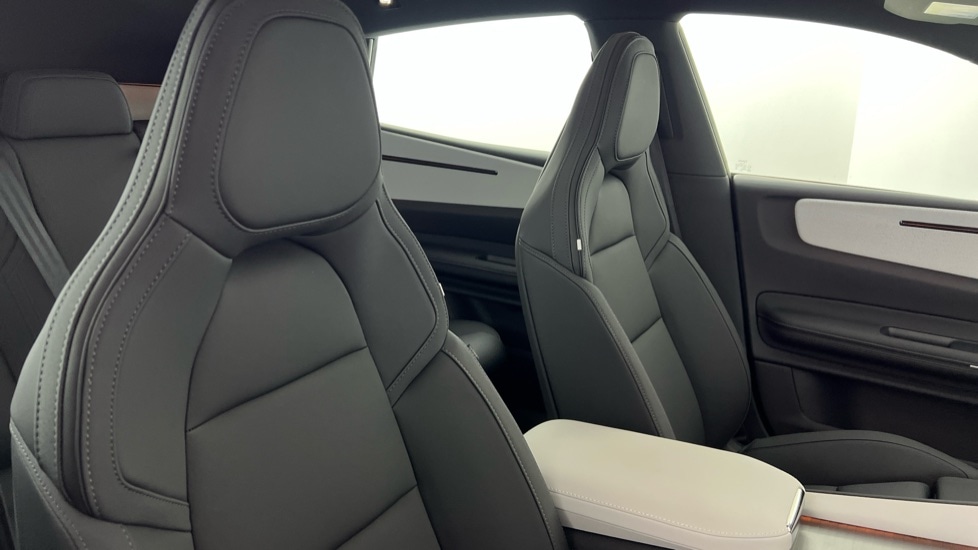 Used Polestar Polestar 4 2025 for sale - 76332232: Photo 18