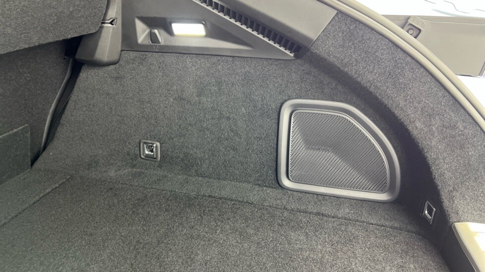 Used Polestar Polestar 4 2025 for sale - 76332232: Photo 71