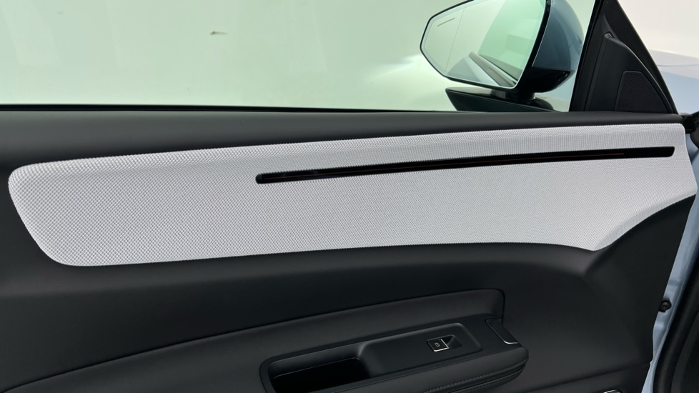 Used Polestar Polestar 4 2025 for sale - 76332232: Photo 74