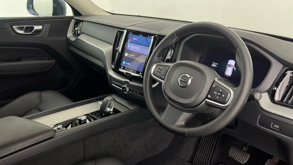 Used Volvo XC60 2024 for sale - 77618988: Photo 4