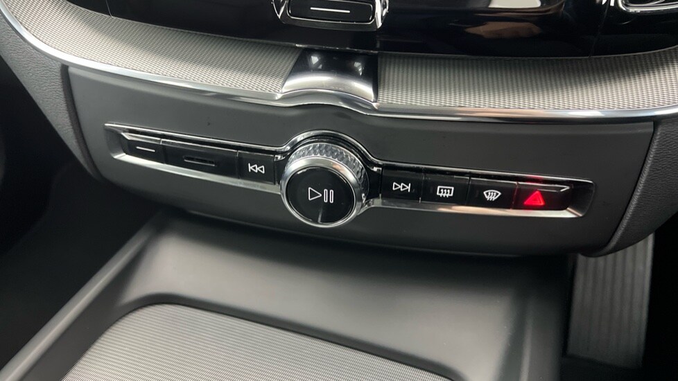 Used Volvo XC60 2024 for sale - 77618988: Photo 52