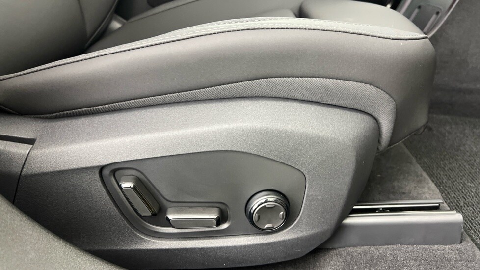 Used Polestar Polestar 4 2026 for sale - 77855679: Photo 40