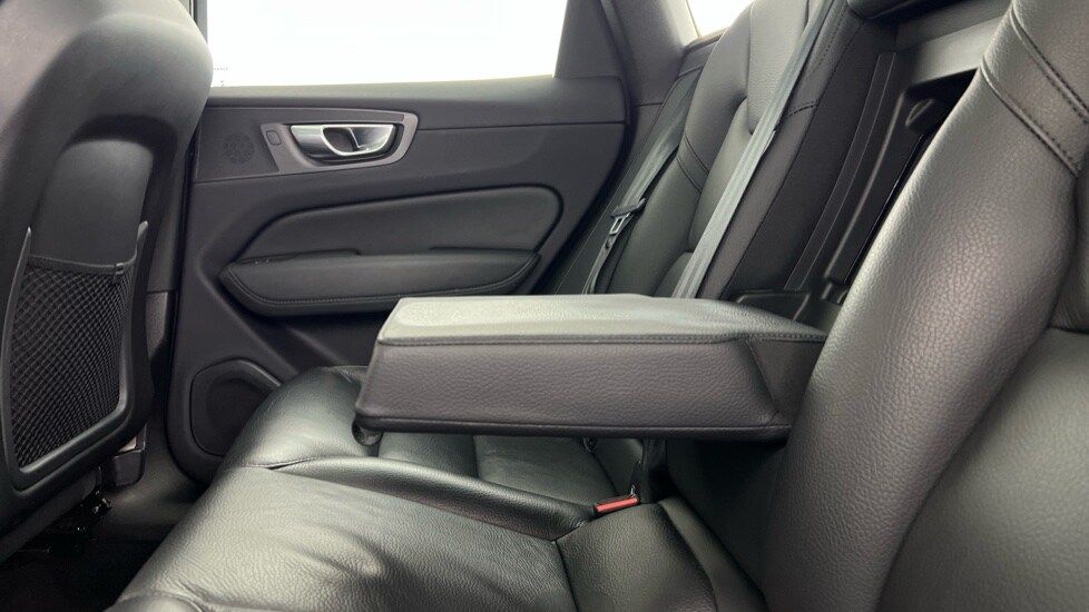 Used Volvo XC60 2023 for sale - 77244666: Photo 34