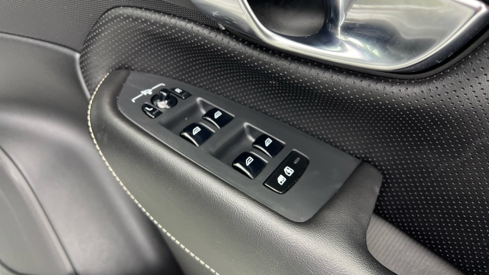 Used Volvo XC90 2021 for sale - 77021886: Photo 24