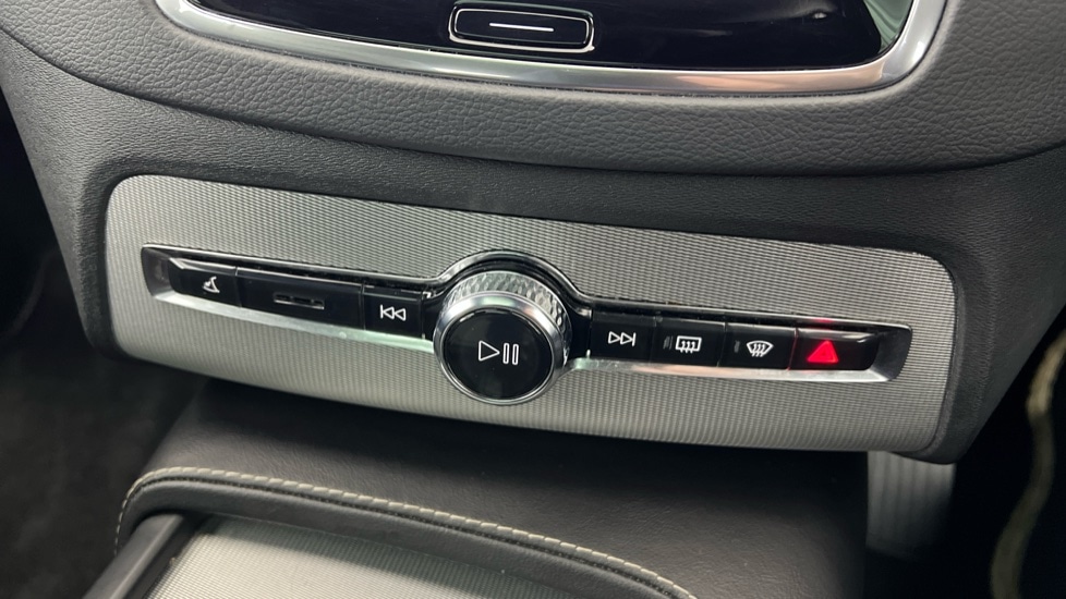 Used Volvo XC90 2021 for sale - 77021886: Photo 43