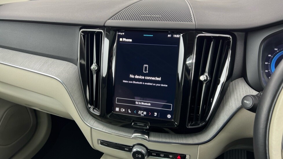 Used Volvo XC60 2025 for sale - 77552278: Photo 44