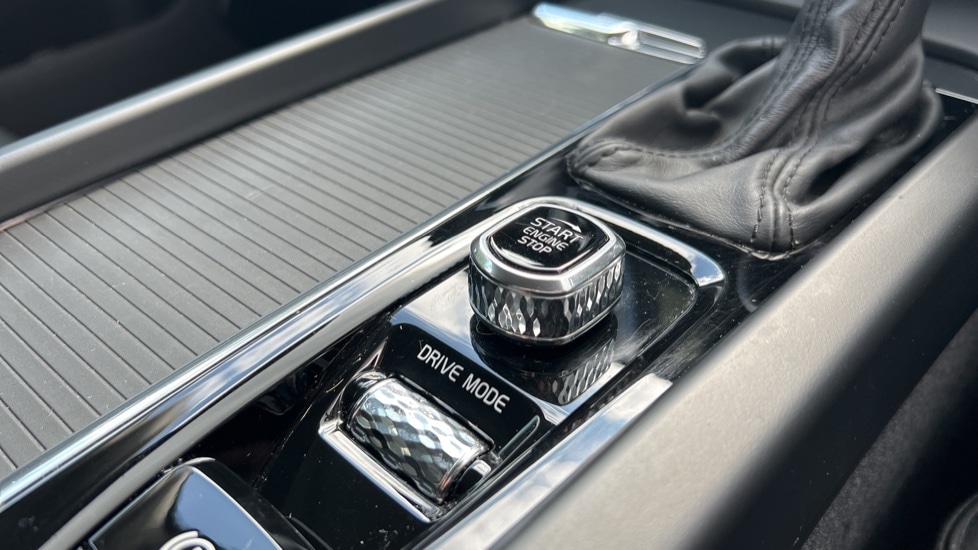 Used Volvo XC60 2019 for sale - 78066866: Photo 23