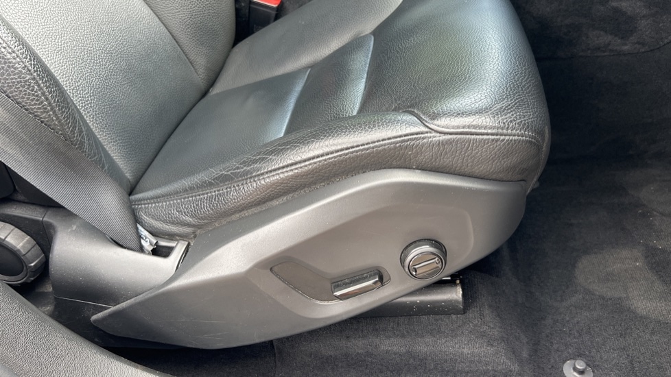 Used Volvo XC60 2019 for sale - 78066866: Photo 27