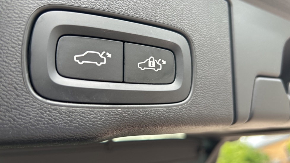 Used Volvo XC60 2019 for sale - 78066866: Photo 42