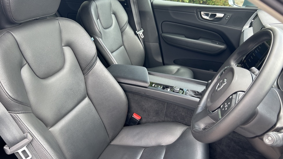 Used Volvo XC60 2019 for sale - 78066866: Photo 9