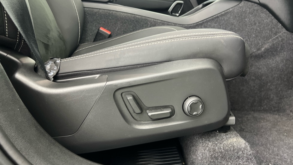 Used Volvo XC40 2024 for sale - 76139994: Photo 30