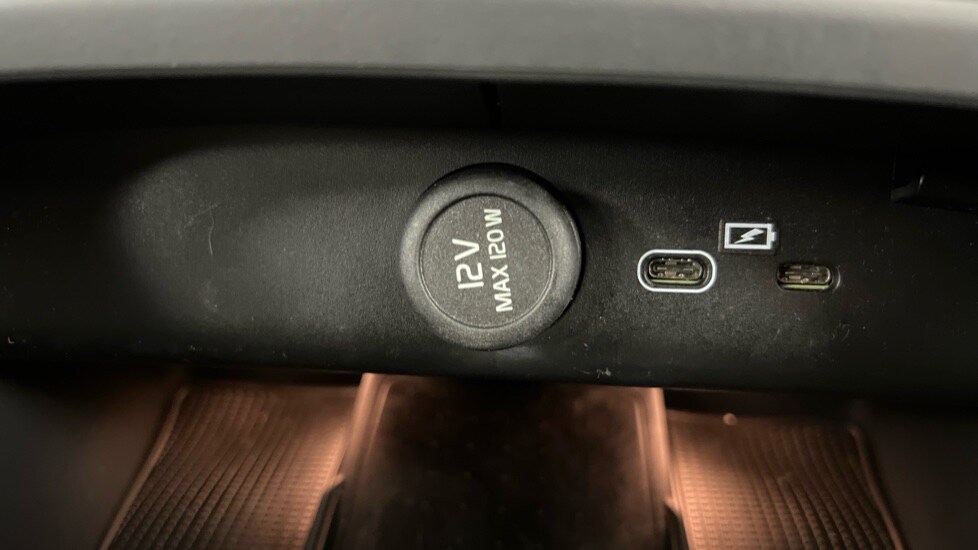 Used Volvo XC40 2024 for sale - 76139994: Photo 50