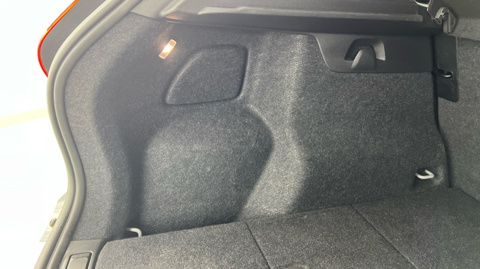 Used Volvo XC40 2024 for sale - 76139994: Photo 57