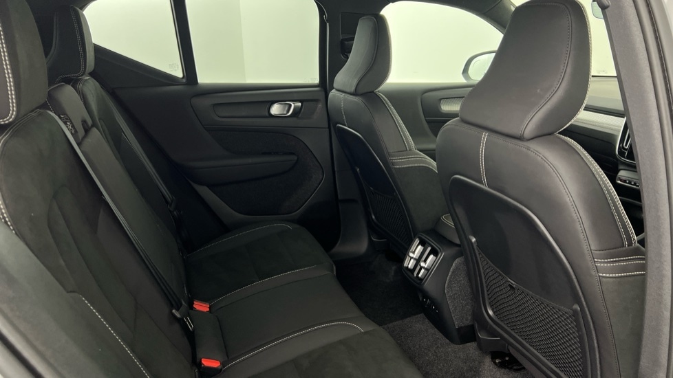 Used Volvo XC40 2024 for sale - 76139994: Photo 6