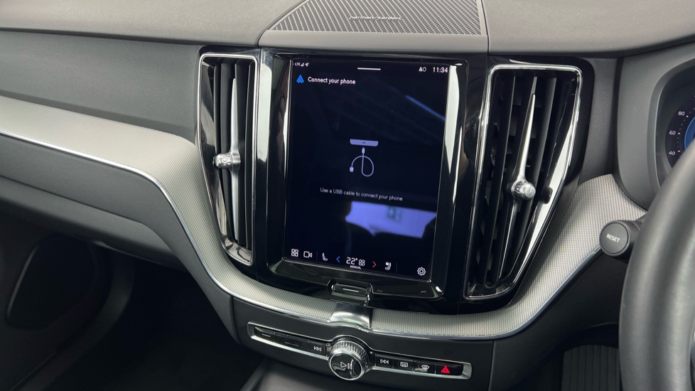 Used Volvo XC60 2023 for sale - 77218711: Photo 46