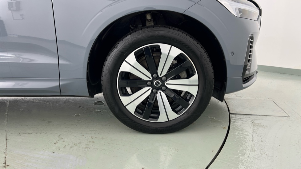 Used Volvo XC60 2023 for sale - 77218711: Photo 67