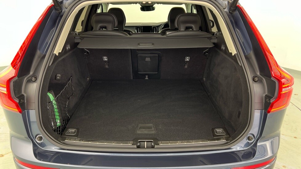 Used Volvo XC60 2023 for sale - 77826514: Photo 13