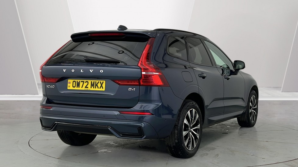 Used Volvo XC60 2023 for sale - 77826514: Photo 2