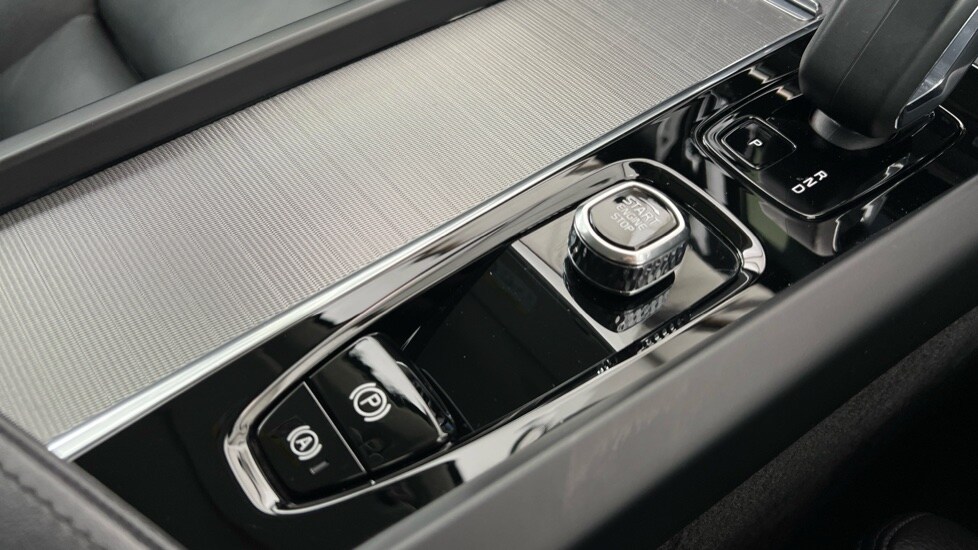 Used Volvo XC60 2023 for sale - 77826514: Photo 27