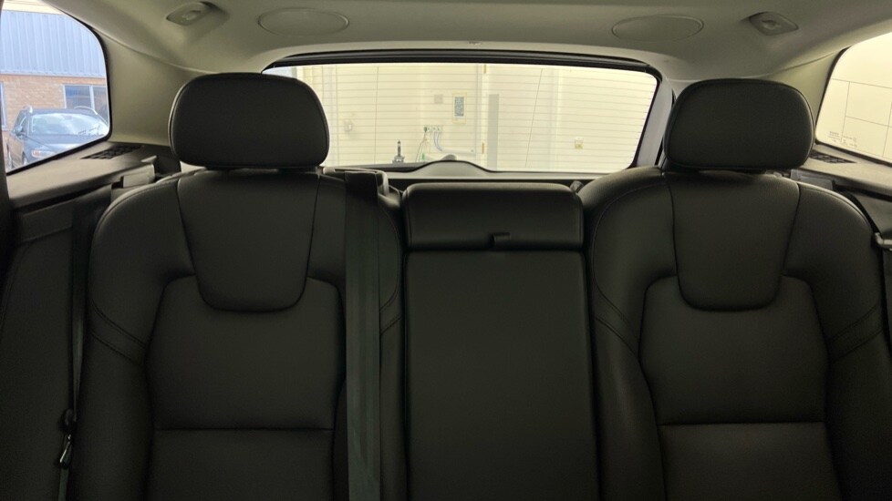 Used Volvo XC60 2023 for sale - 77826514: Photo 36