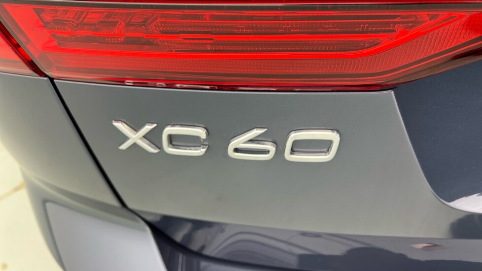 Used Volvo XC60 2023 for sale - 77826514: Photo 57