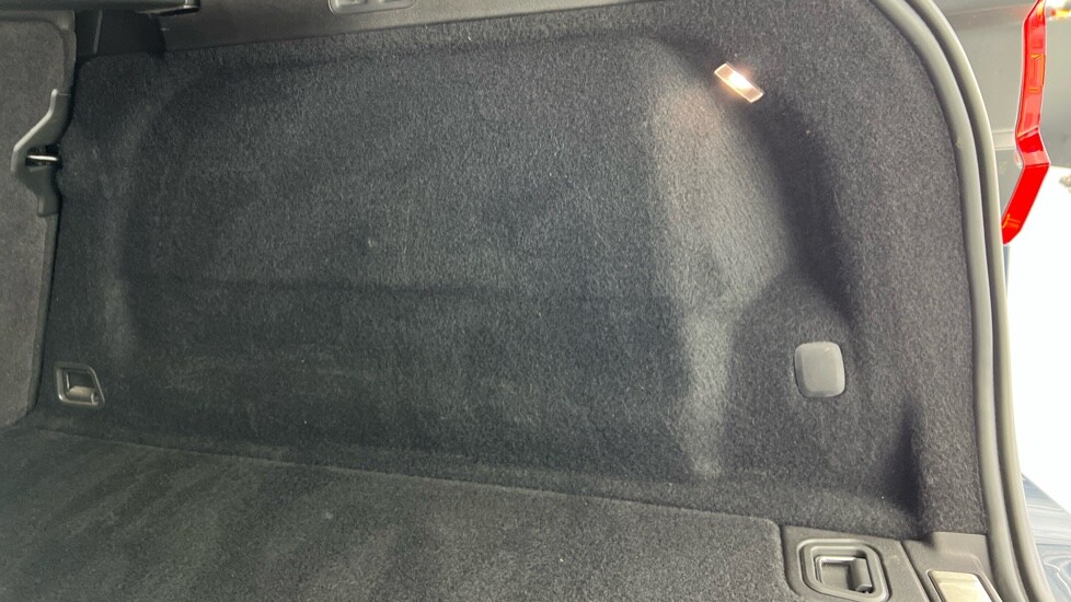 Used Volvo XC60 2023 for sale - 77826514: Photo 58