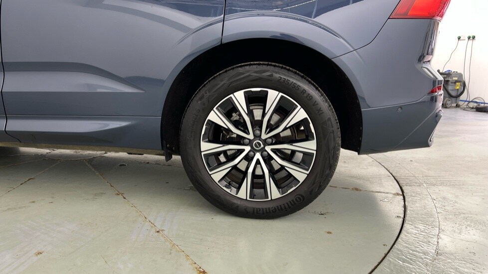 Used Volvo XC60 2023 for sale - 77826514: Photo 63