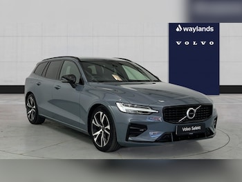 Used Volvo V60 2022 for sale - 79413337: Photo