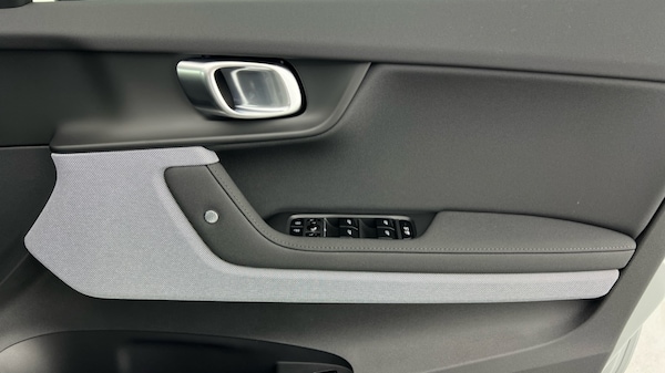 Used Polestar Polestar 2 2025 for sale - 75467451: Photo 33