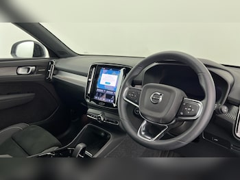 Used Volvo XC40 2024 for sale - 78313550: Photo