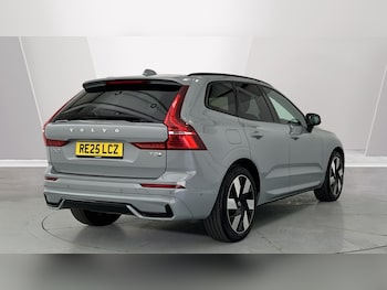 Used Volvo XC60 2025 for sale - 79094911: Photo