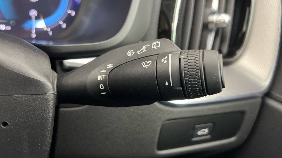 Used Volvo XC60 2022 for sale - 76851260: Photo 23