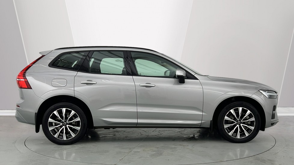 Used Volvo XC60 2022 for sale - 76851260: Photo 3