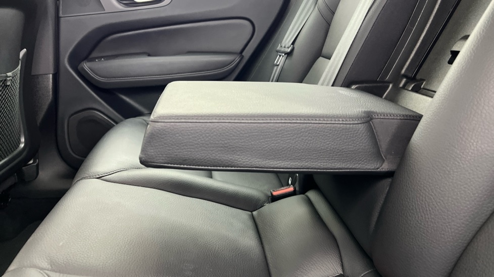 Used Volvo XC60 2022 for sale - 76851260: Photo 34