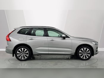 Used Volvo XC60 2022 for sale - 76851260: Photo