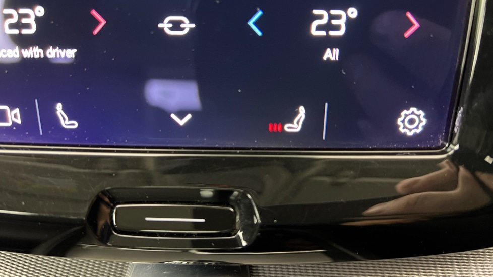 Used Volvo XC60 2022 for sale - 76851260: Photo 47