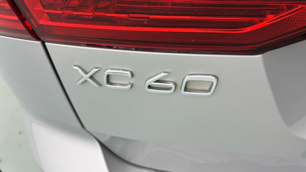 Used Volvo XC60 2022 for sale - 76851260: Photo 53