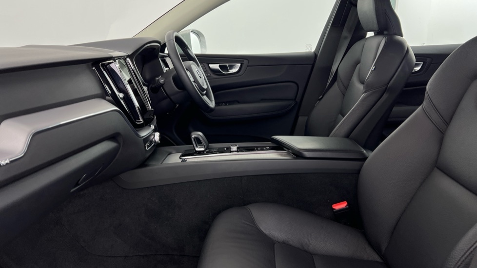 Used Volvo XC60 2022 for sale - 76851260: Photo 58
