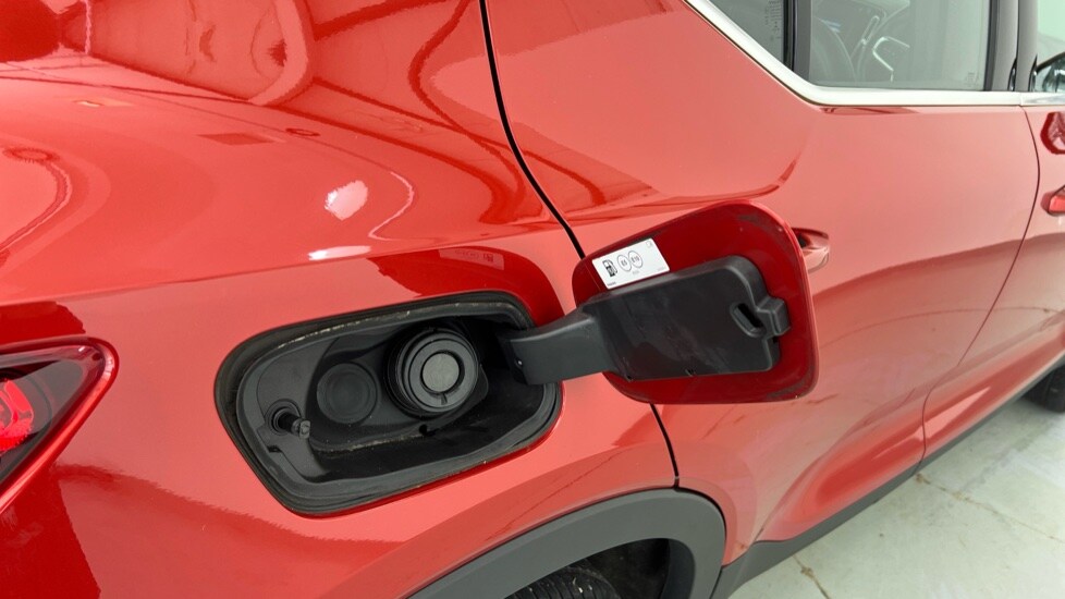 Used Volvo XC40 2021 for sale - 77855789: Photo 16