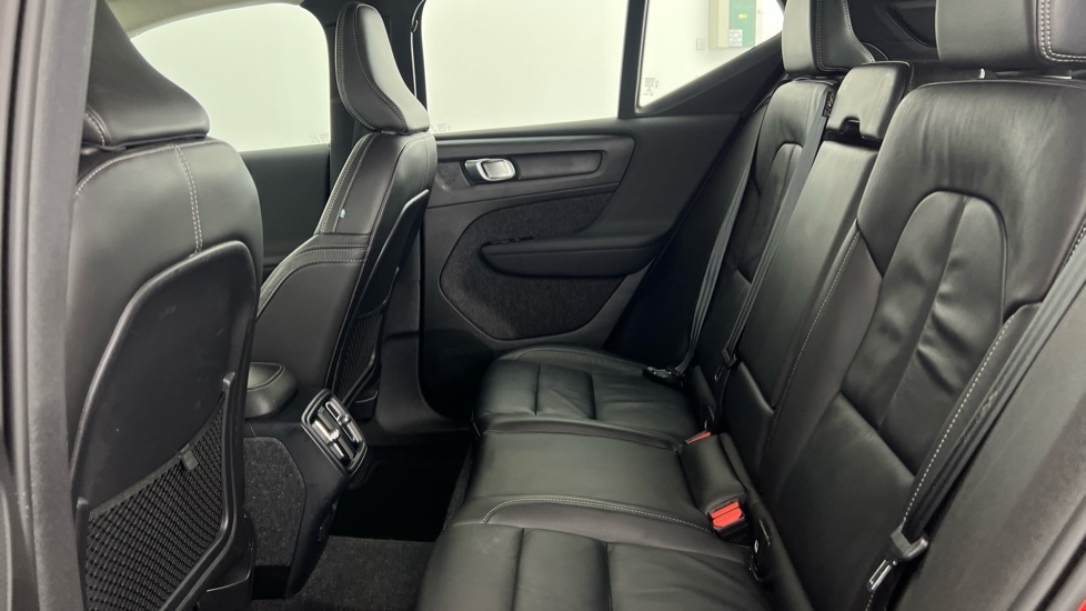 Used Volvo XC40 2021 for sale - 77855789: Photo 33