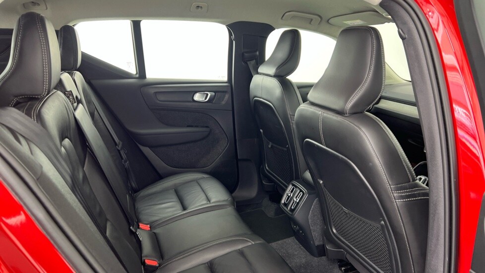 Used Volvo XC40 2021 for sale - 77855789: Photo 6