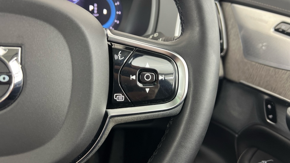 Used Volvo XC90 2022 for sale - 77025401: Photo 21