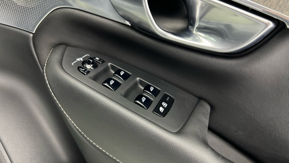 Used Volvo XC90 2022 for sale - 77025401: Photo 23