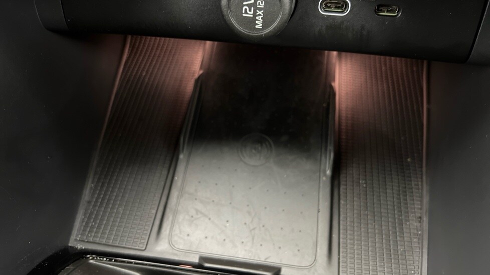 Used Volvo XC40 2025 for sale - 76196017: Photo 44