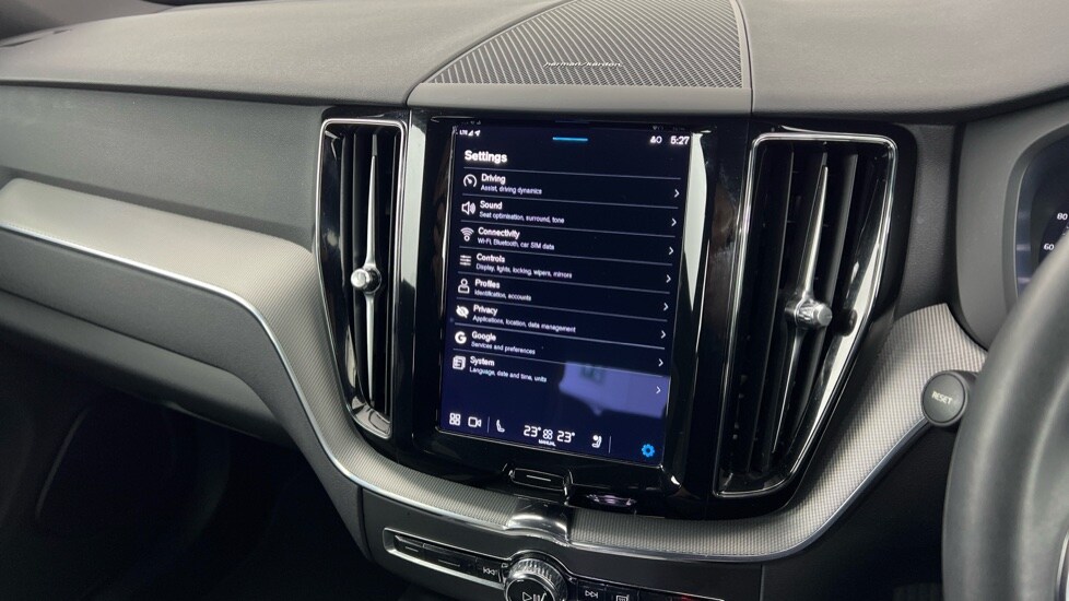 Used Volvo XC60 2023 for sale - 77893885: Photo 17